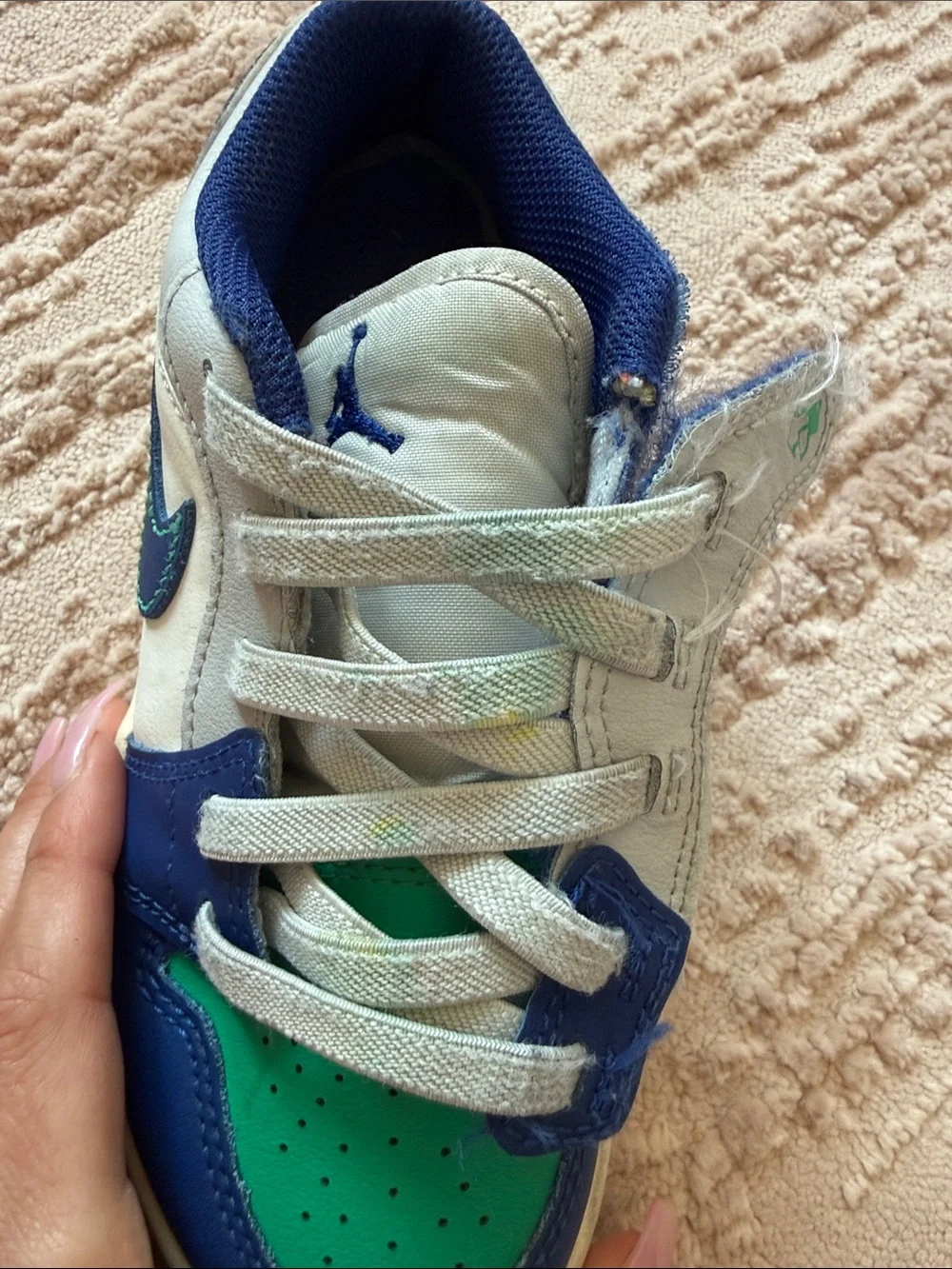 Air Jordan Nike Kids Low-Top Sneakers with Velcro in Green, Navy & White Size 13